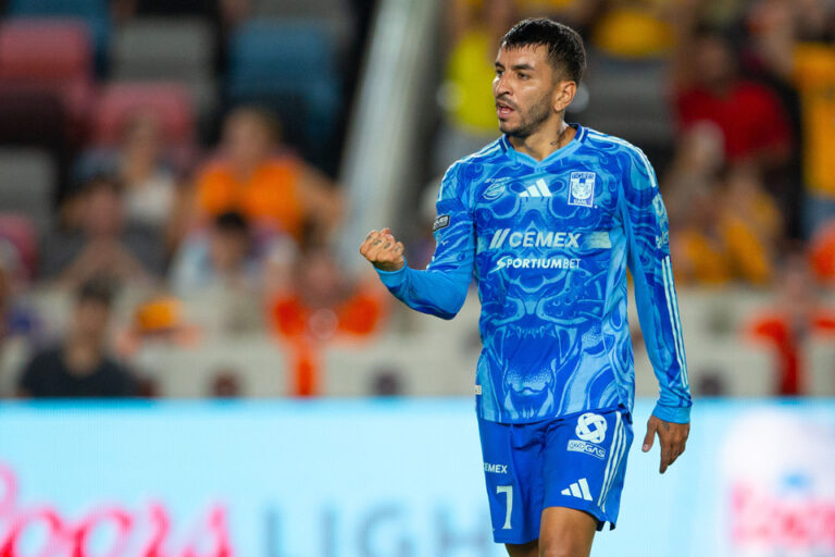 Con Messi entre algodones y un Angel endiablado