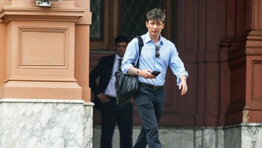 Karina Milei y los Menem afilan los colmillos y miran las «cajas» de Santiago Caputo