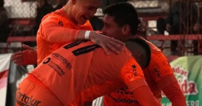 Berazategui ganó y se prende en la lucha por la Primera C