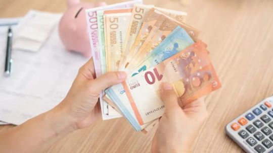 A cuánto cerró el euro blue este viernes 8 de agosto