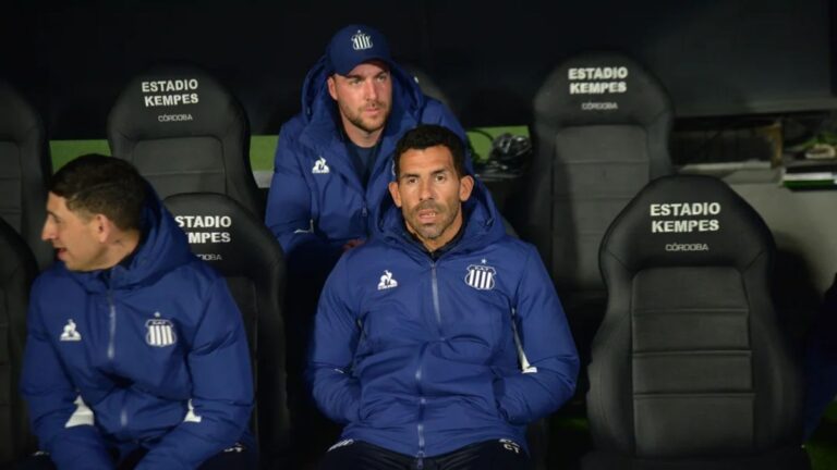 Talleres tomó una decisión luego de los rumores de la salida de Carlos Tevez