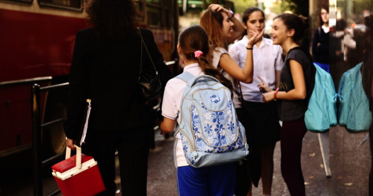 Nuevo aumento en los colegios de CABA y Provincia: a cuánto se van las cuotas