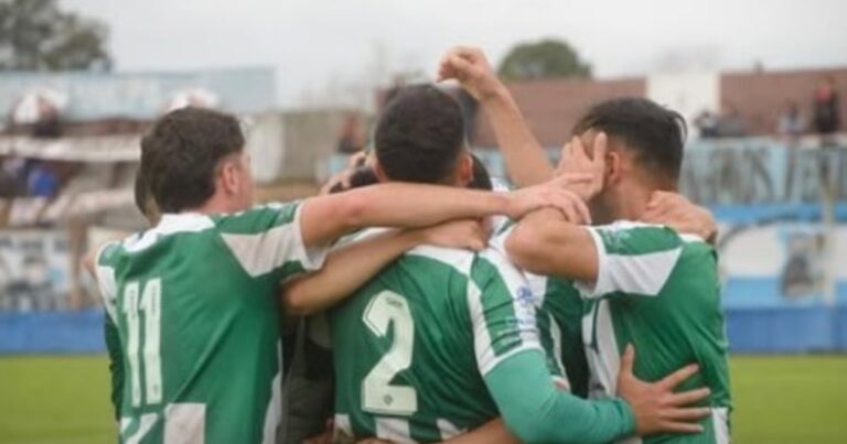 Camioneros ganó y quedó a un paso de la final de la Primera C