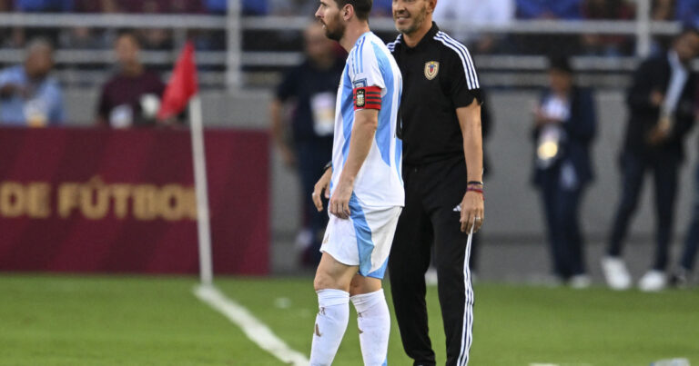 La picante frase de Fernando Batista, el DT de Venezuela, antes de Argentina: «Vengo a arruinar al Messipalooza, nos jugamos la clasificación al Mundial»