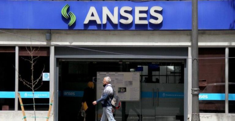 La reforma laboral de Milei. Fondos de ANSES para financiar despidos
