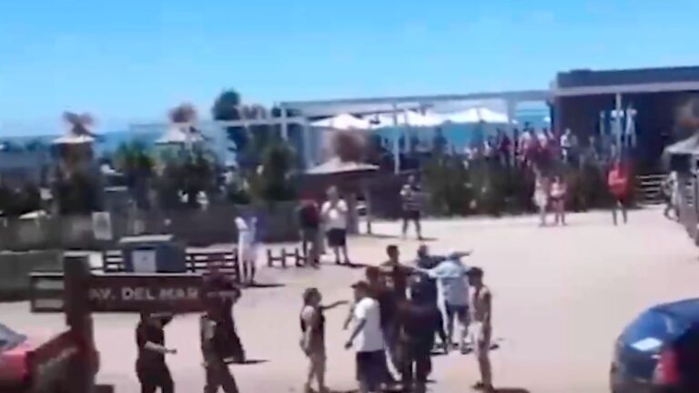 Batalla campal en Pinamar: pelea de recolectores de aceite a metros de la playa dejó a trabajador en terapia