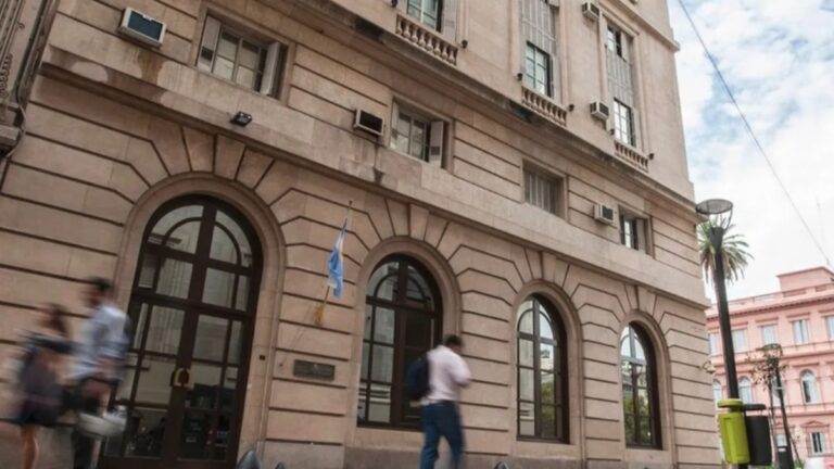 La Comunidad de Inteligencia Nacional, creada por el DNU de la SIDE, tuvo su primera reunión