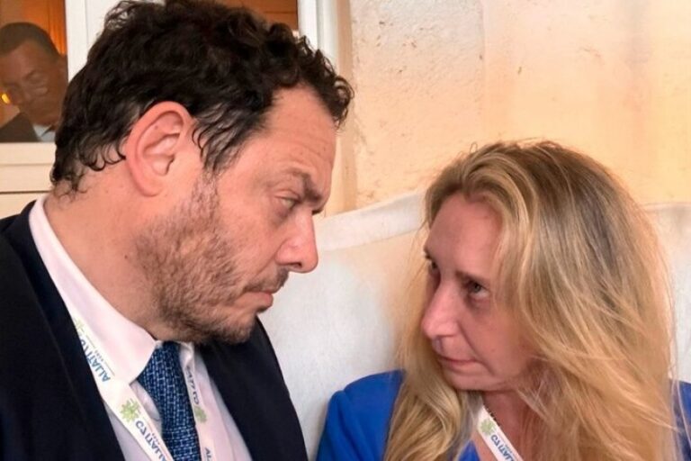 Reidel pagó deudas personales por 800 millones y Karina trata de convencer a Milei que lo eche